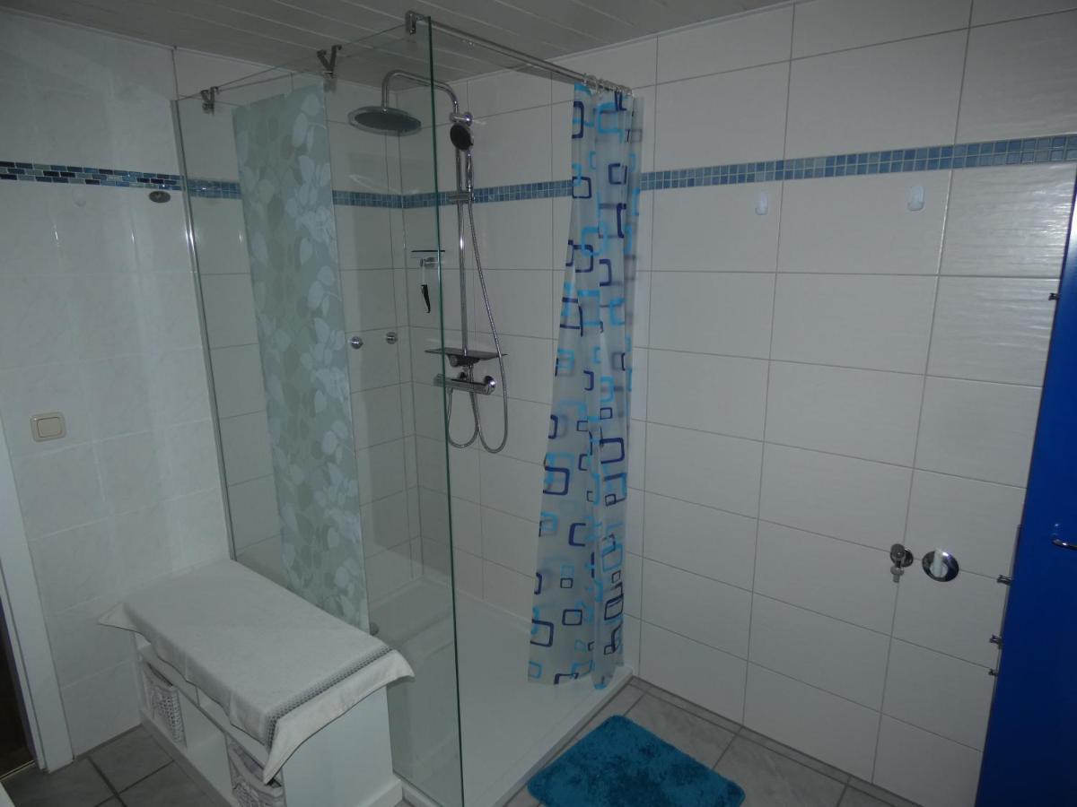 Ferienwohnung Am Schloss Reuterstadt Stavenhagen Bagian luar foto